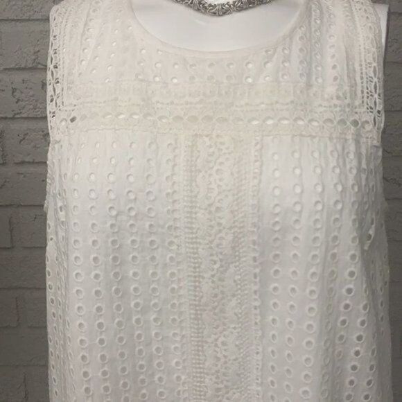Solitaire Eyelet and Lace Dress Size L - Picture 4 of 12